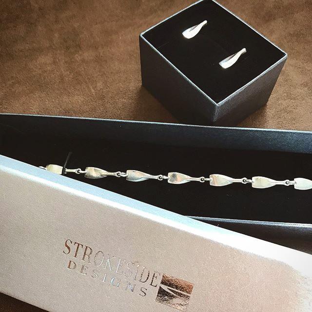 Rowing Small Blade Earrings - Strokeside Designs Rowing jewelry- Rowing Gifts Ideas- Rowing Coach Gifts