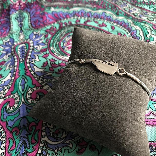 Rowing Cleaver Oar Women's Bracelet II - Strokeside Designs Rowing jewelry- Rowing Gifts Ideas- Rowing Coach Gifts